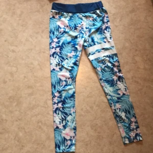 Stronger sett - Stronger sett i strl S. Använda 2 ggr.