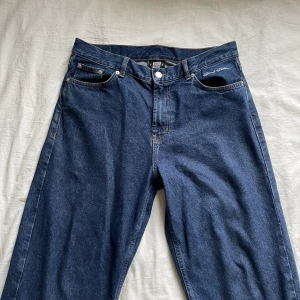 Big skate jeans - Säljer dessa sktbs jeans, storlek S och är i bra skick 😊