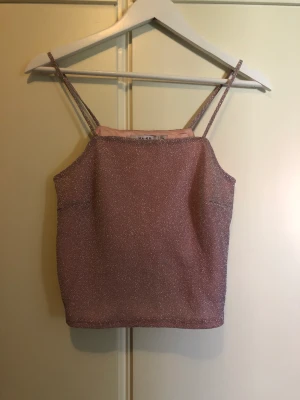 Rosa glittrig topp - Glittrig topp, knappt använd