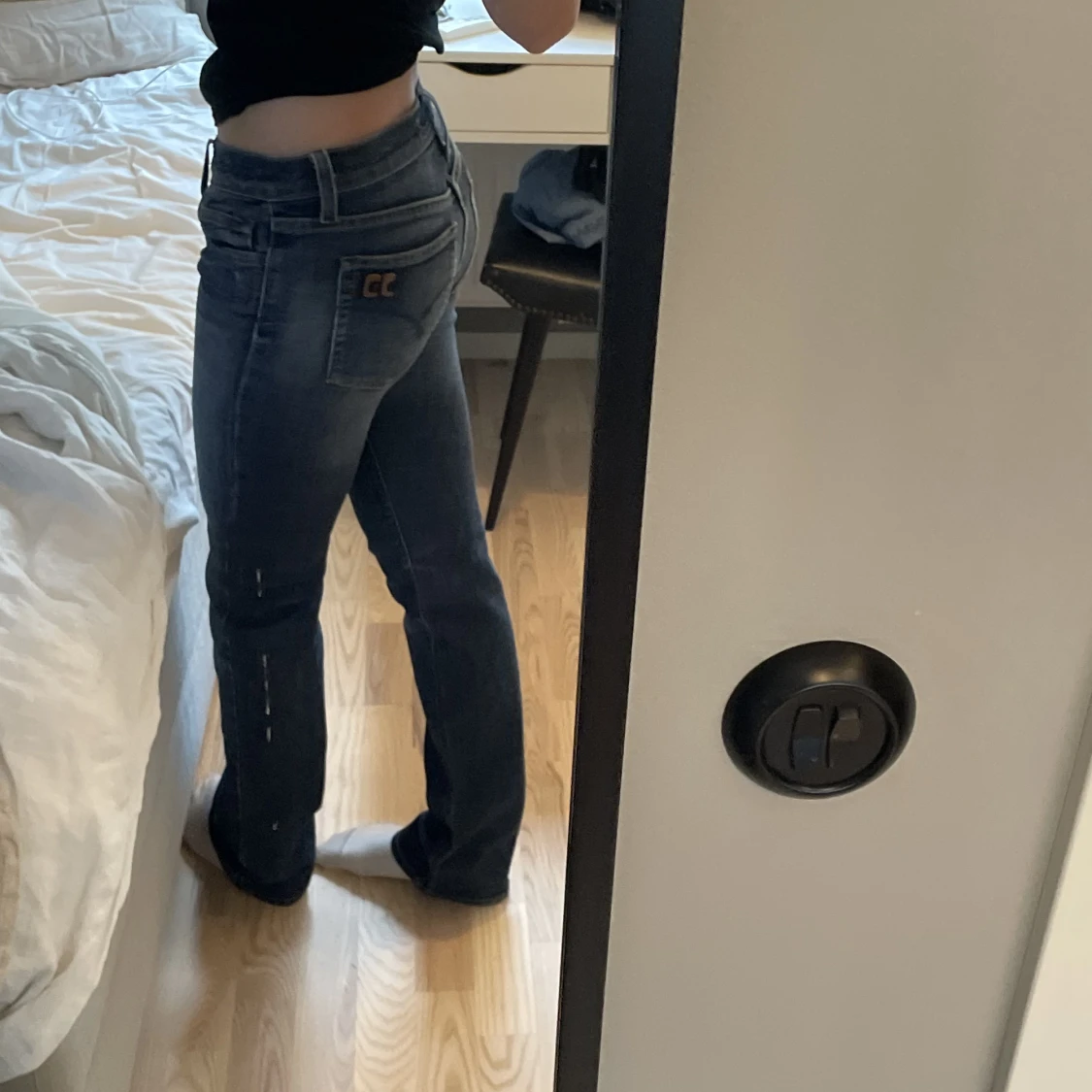 Snygga Lågmidjade Jeans!  - 91