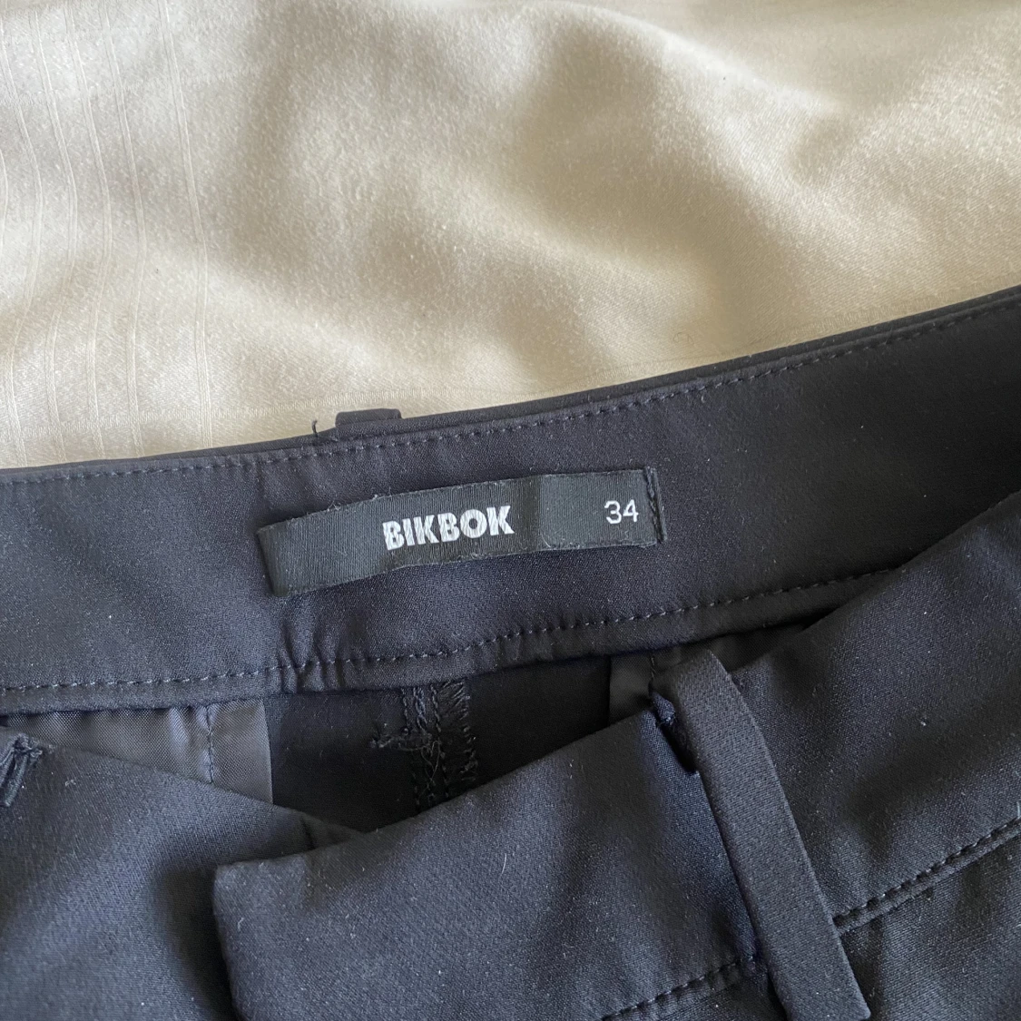 Low waist kostymbyxor Bikbok - 91