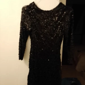 Klänning  - Säljer alla 3 för 100kr eller 50kr styck 