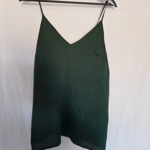 Grönt linne - Grönt linne från lindex. Nyskick!