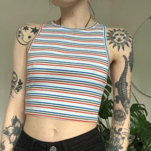 Zara linne  - Zara linne   Storlek xs-s  Använd en eller två gånger så i toppen skick 