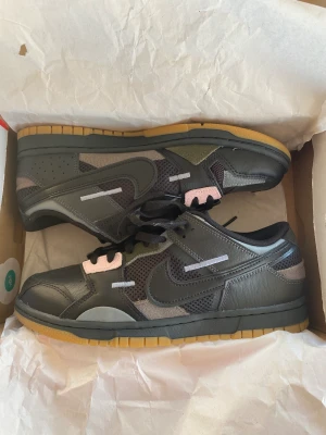 Jordan dunks  - Säljer nu mina Jordan dunks då de inte kommer till användning, använda Max 5 gånger Skick 10/10 Pris 950 Priset kan diskuteras vid snabb affär 