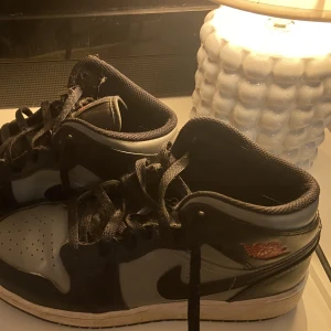 Jordans❤️❤️ - Säljer mina jordans för jag inte andvänder dom längre ❤️❤️ hör av er vid minsta lilla❤️