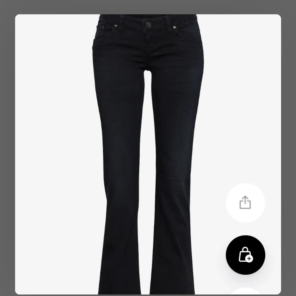 Intressekoll på mina mörkblåa Ltb jeans, bra skick 🤗. Jeans & Byxor.