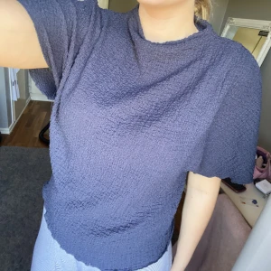 Zara Tshirt - säljer min zara t-shirt som inte kommer till användning💕