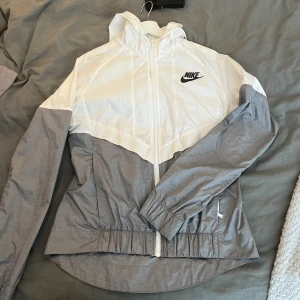 Nike vindjacka - Vindjacka i ny skick. 