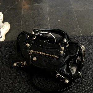 Balenciaga väska - Väska