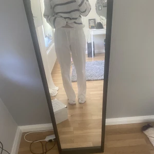 Linnebyxor - säljer mina fina linnebyxor från bonprix,sälj pga av att jag har flera andra linnebyxor!💕jätte fint skicka bara använts fåtal gånger