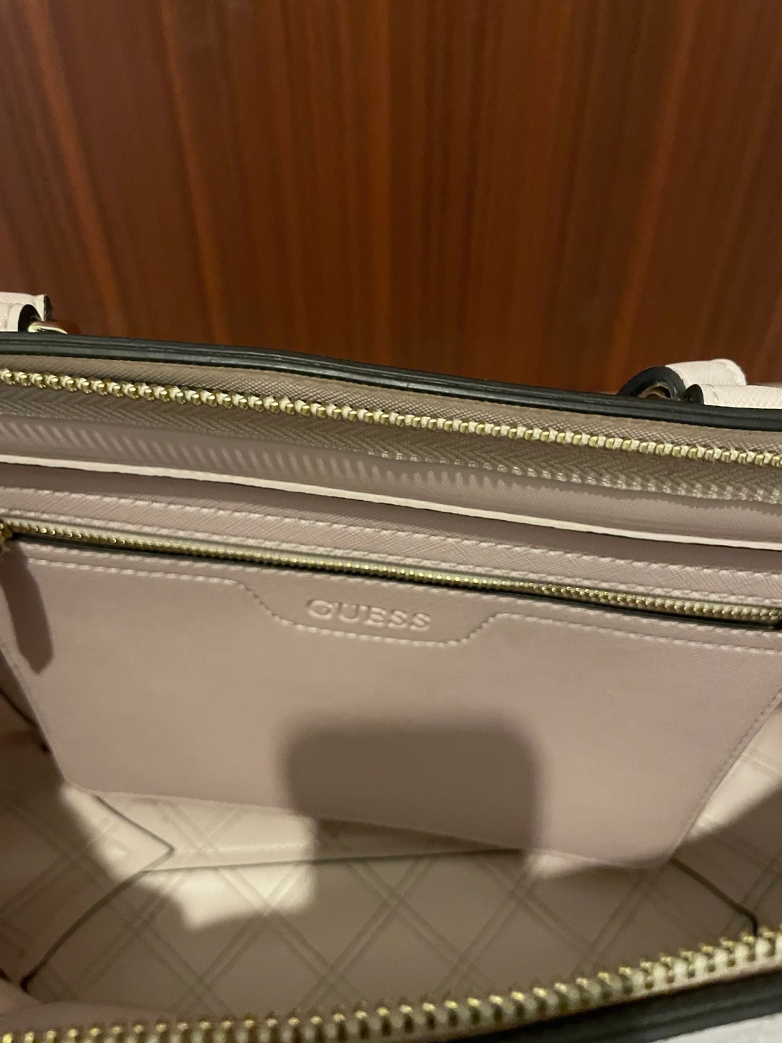 Guess rosa axelremsväska - 90