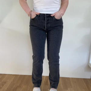 Levi’s jeans  - Levi’s jeans 501, använda en gång. Köpa för 1 100kr.