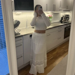 KJOL och TOPP - Säljer både kjolen och toppen🤍🤍🤍