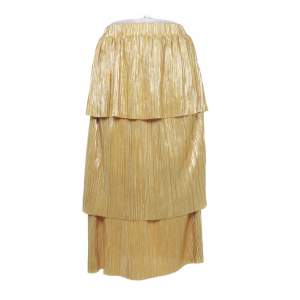 Supersöt kjol från nakd som tyvärr är för liten. Knappt använd