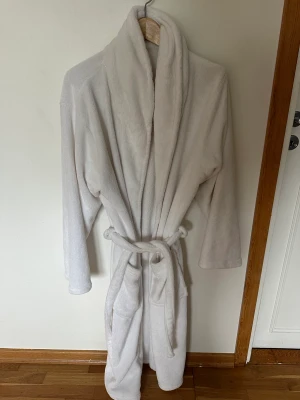 Morgonrock  - Morgonrock från rusta