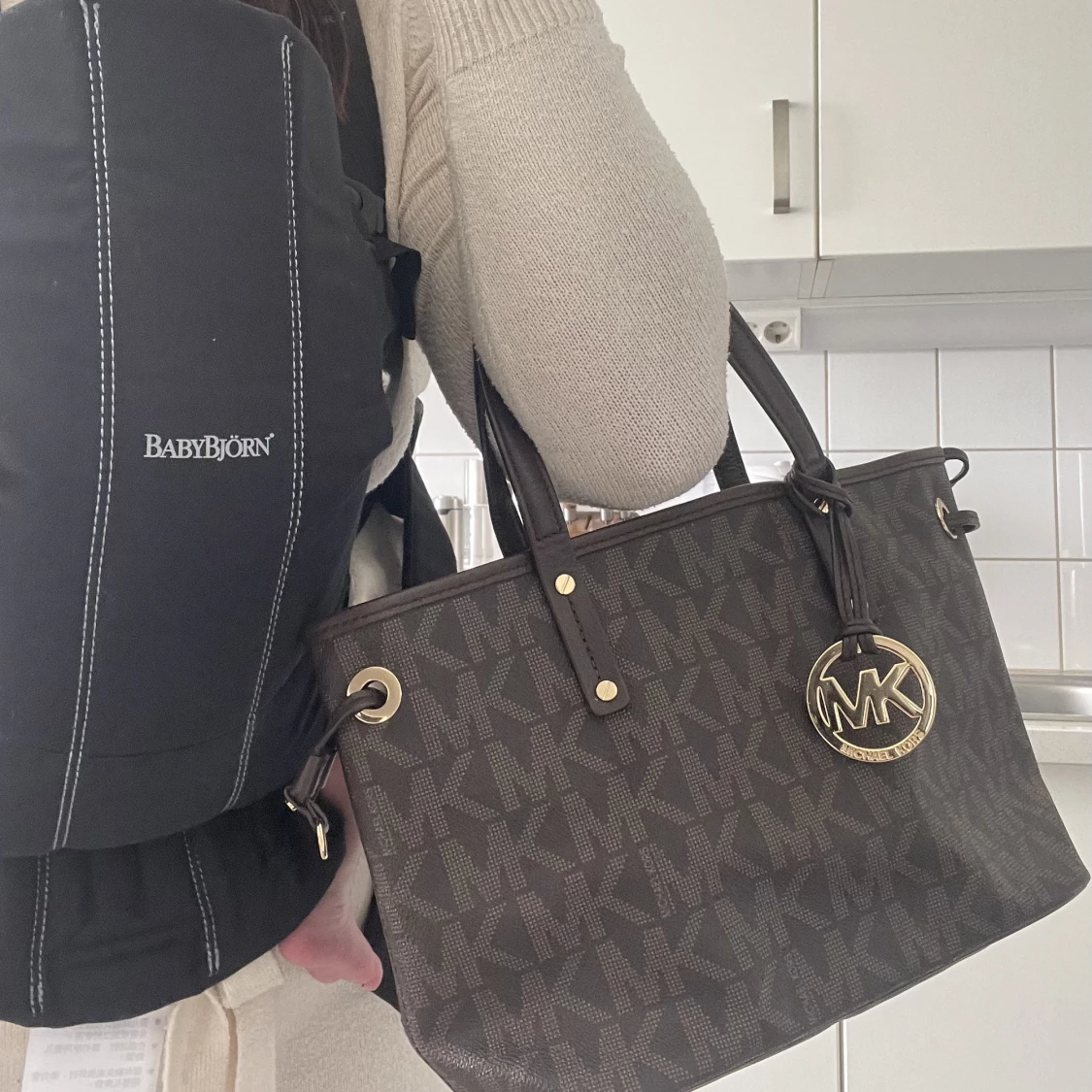Michael Kors väska - orm mönster - 91