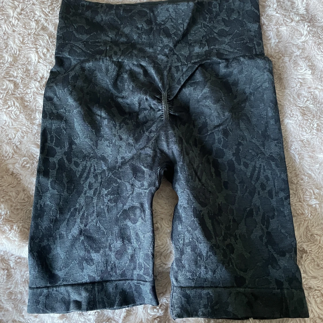 Gymshark shorts - 90