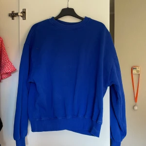 Tröja - Helt ny tröja från pull and bear 🩷