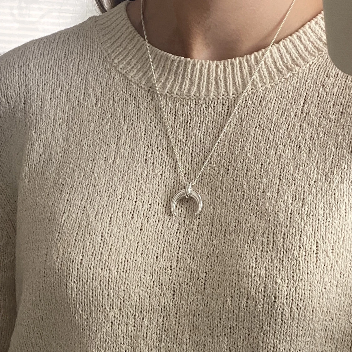 Silvrigt halsband - 90