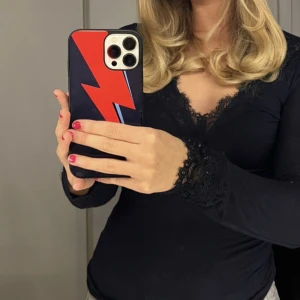 Intimissimi - Min intimissimi tröja med spets som är använd fåtal gånger❤️‍🔥