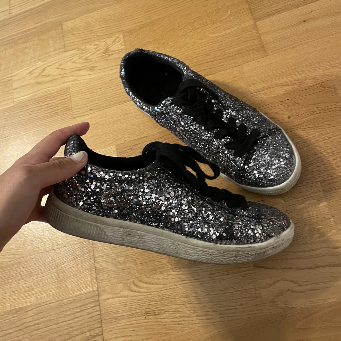 Glitter sneakers