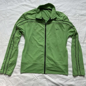 Nike  - Nike grön jacka