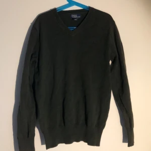 Grön polo - Polo Ralph Lauren, storlek 12/14 år, mörkgrön
