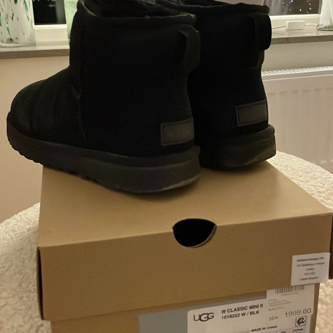 UGG Classic Mini svart - 90