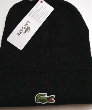 Lacoste mössa - Dm för pris