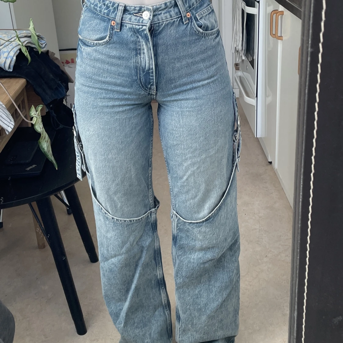 Byxor med detaljer - 91