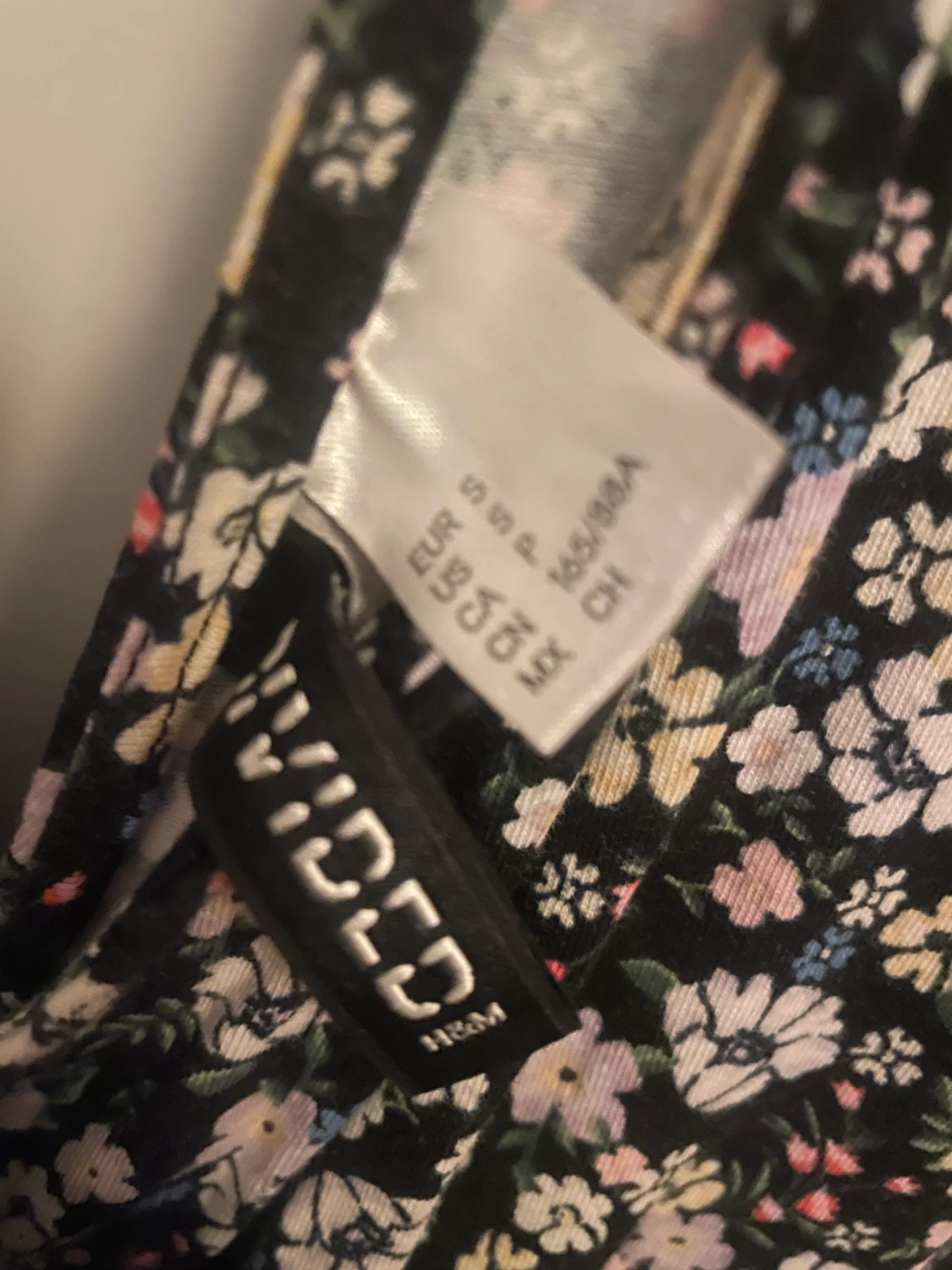 Blommig byxdress - 1