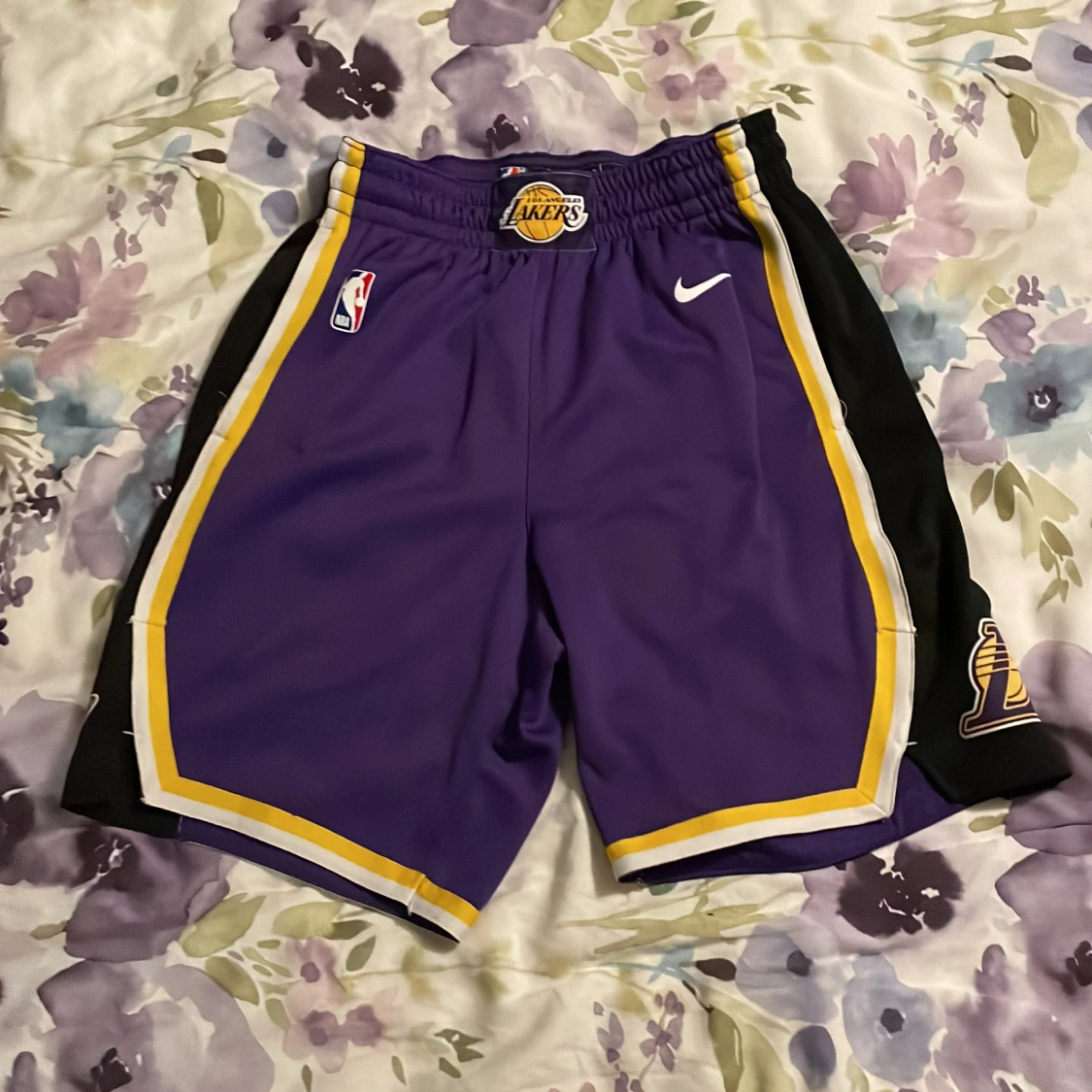 NIKE BASKET SHORTS