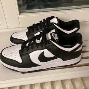 Nike panda dunk low - Helt nya   Storlek 40,5