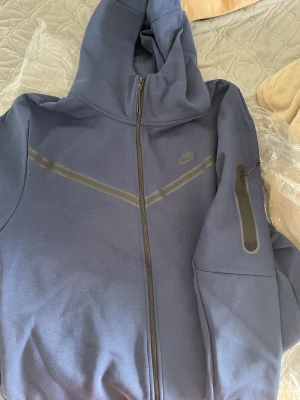 Nike tech fleece helt ny -  Priset kan diskuteras vid snabb affär