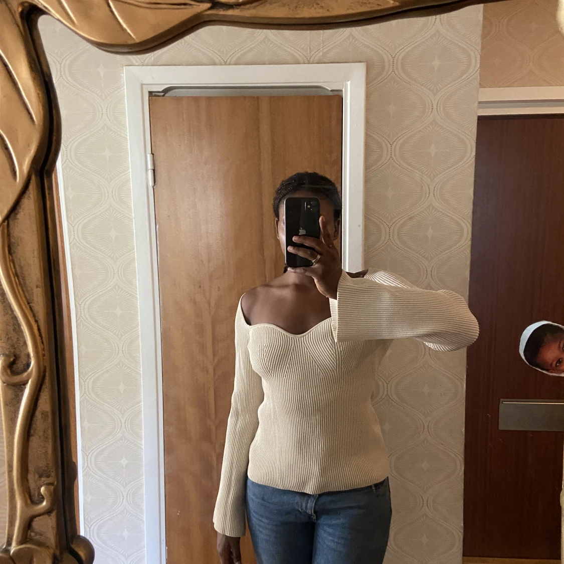 Krämvit tröja - 90