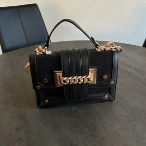 Väska  - Okej skick 