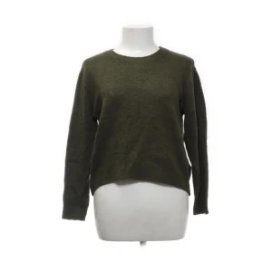 Stickad tröja - Mörkgrön stickad tröja i storlek Xs perfekt till hösten