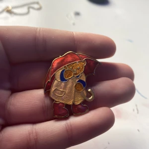 Brosch!  - Nyskick 💕