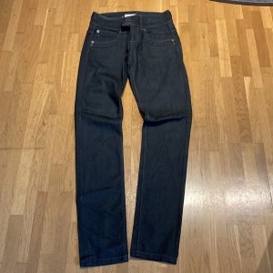 Stretch jeans  - Mörkgrå jeans knappt använda 