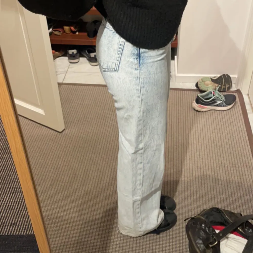 Breda jeans i bra skick🙌. Jeans & Byxor.