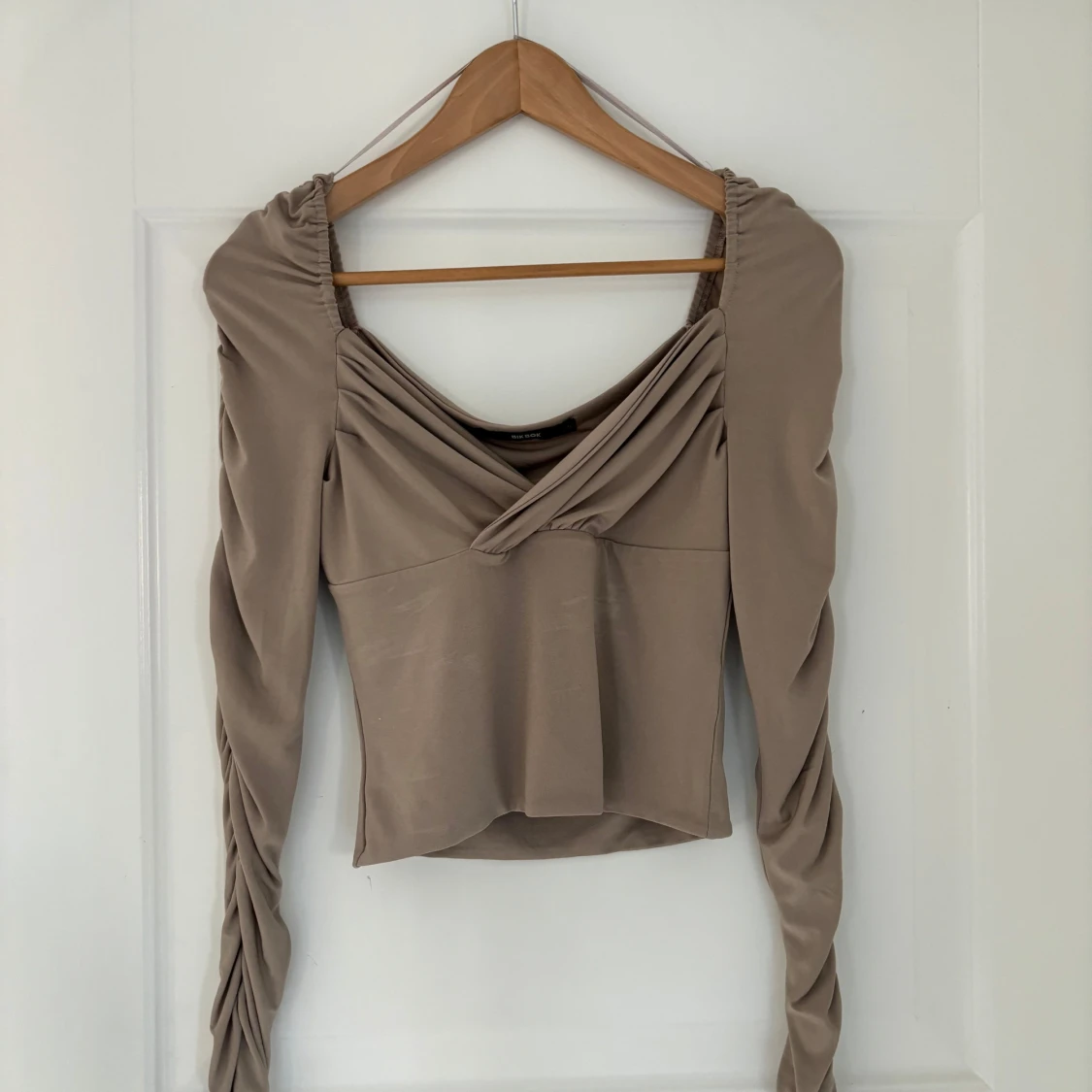 Beige omlottopp - 1