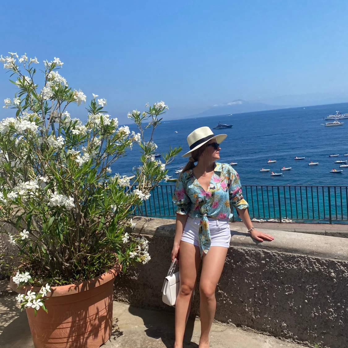 Blommig kortärmad skjorta från Zara - 2