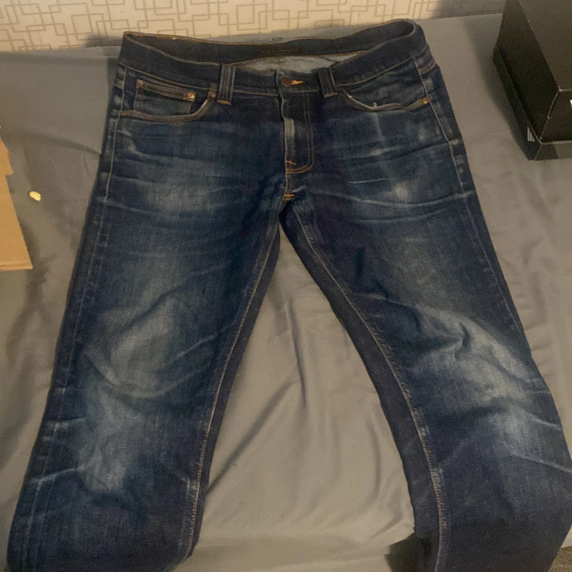 Grön overshirt och nudie jeans bundle. - 3