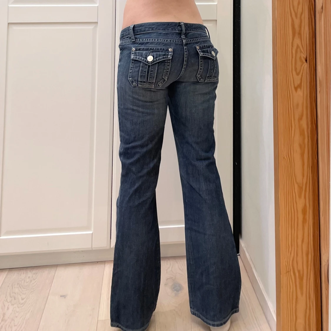 Lågmidjade bootcut jeans från Tommy Hilfiger🤩 - 1