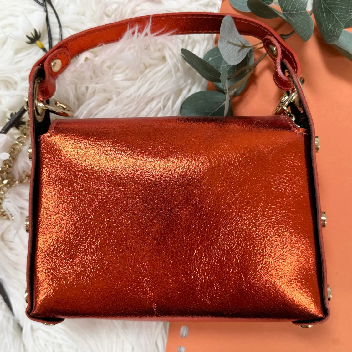 Metallic orange axelväska med guldkedja skinn Italiensk Bee bag Collection - 1