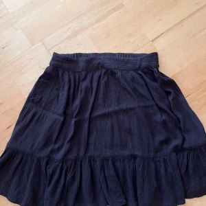 Kjol - Fin kjol nu till sommaren