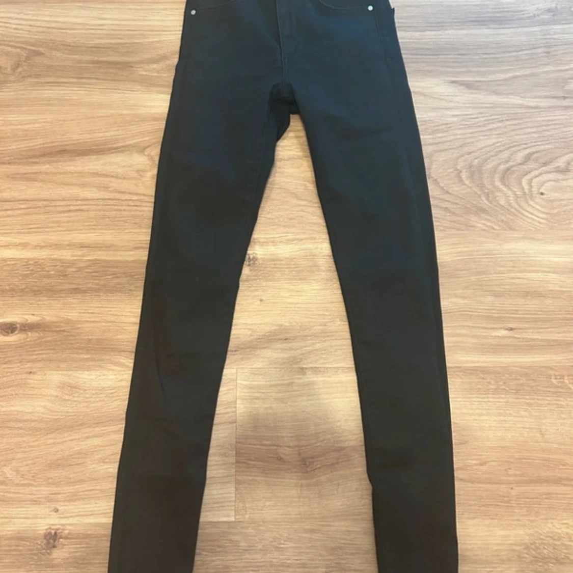 Svarta skinny jeans hög midja