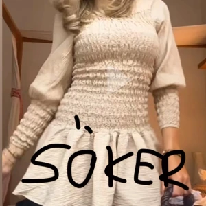 Beige kortklänning med puffärm - Söker denna klänningen i Stl S!!! Kan betala bra. 