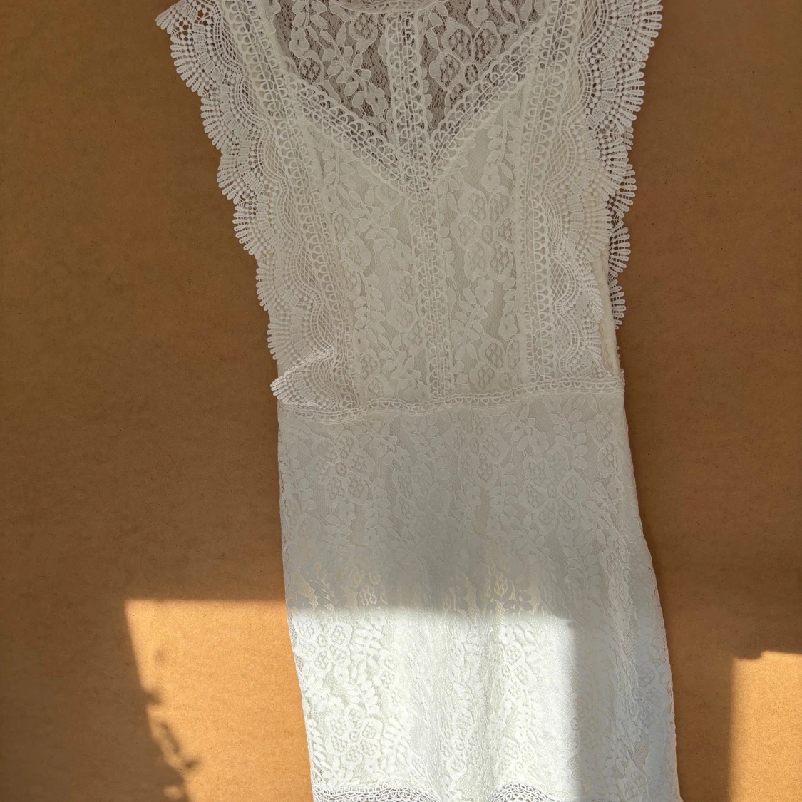 Vit spetsklänning  - 1